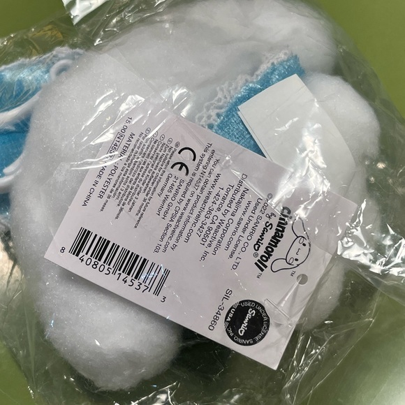 Cinnamoroll by Sanrio blue white plush key or backpack clip on - Picture 4 of 5